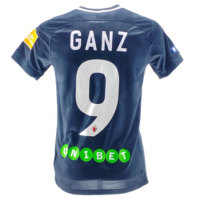 cover image of the auction item