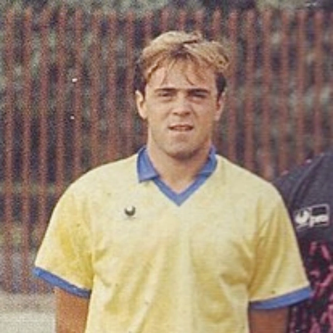 cover image of the auction item