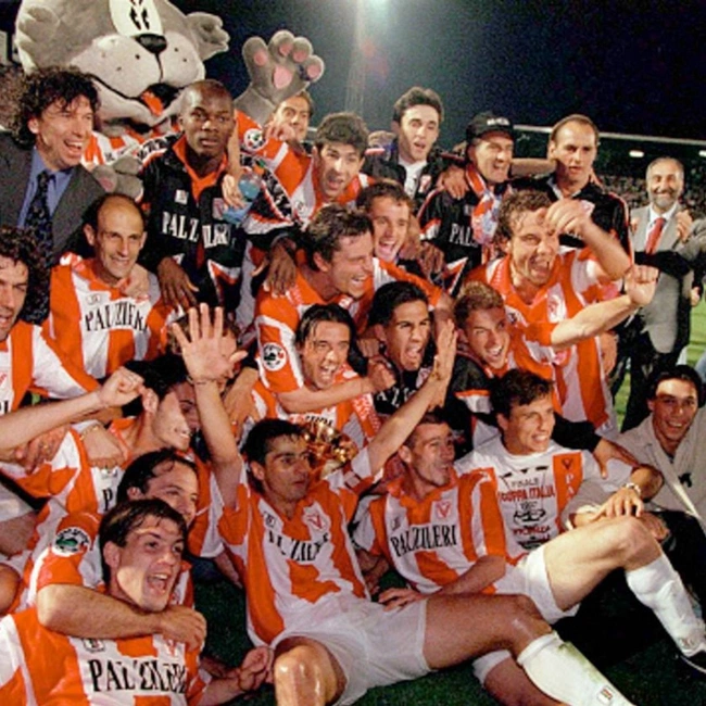 cover image of the auction item