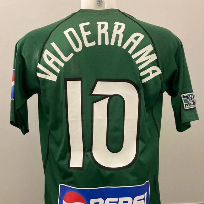 cover image of the auction item