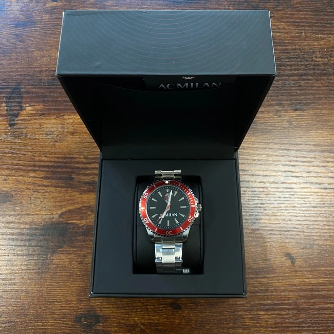 cover image of the auction item