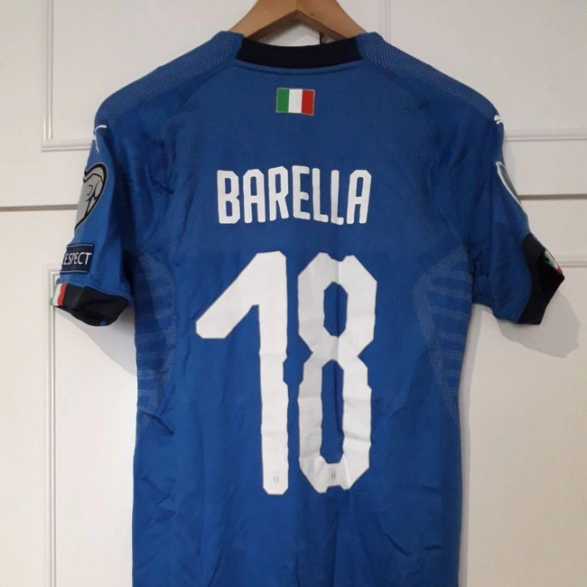 cover image of the auction item