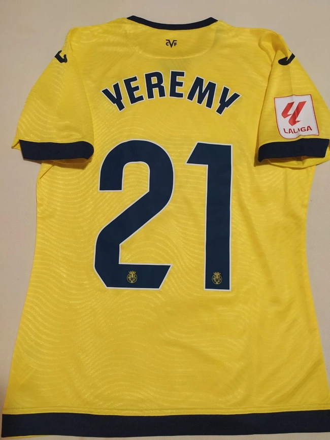 cover image of the auction item