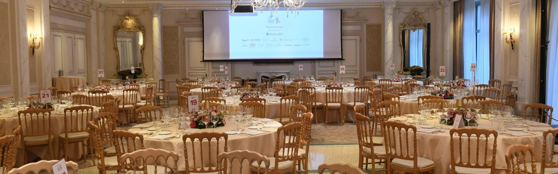 <p>Benvenuti all'annuale Charity Dinner di Fondazione Umberto Veronesi. Tutti i fondi raccolti saranno destinati alla ricerca scientifica in ambito oncologico pediatrico e, in particolare, a uno studio multicentrico europeo sul neuroblastoma ad alto rischio, il tumore solido extracranico più comune dell’infanzia.</p>